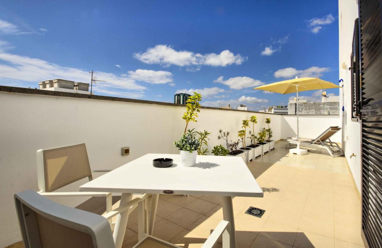 La Casa De Lela Villa Arrecife  Exteriör bild