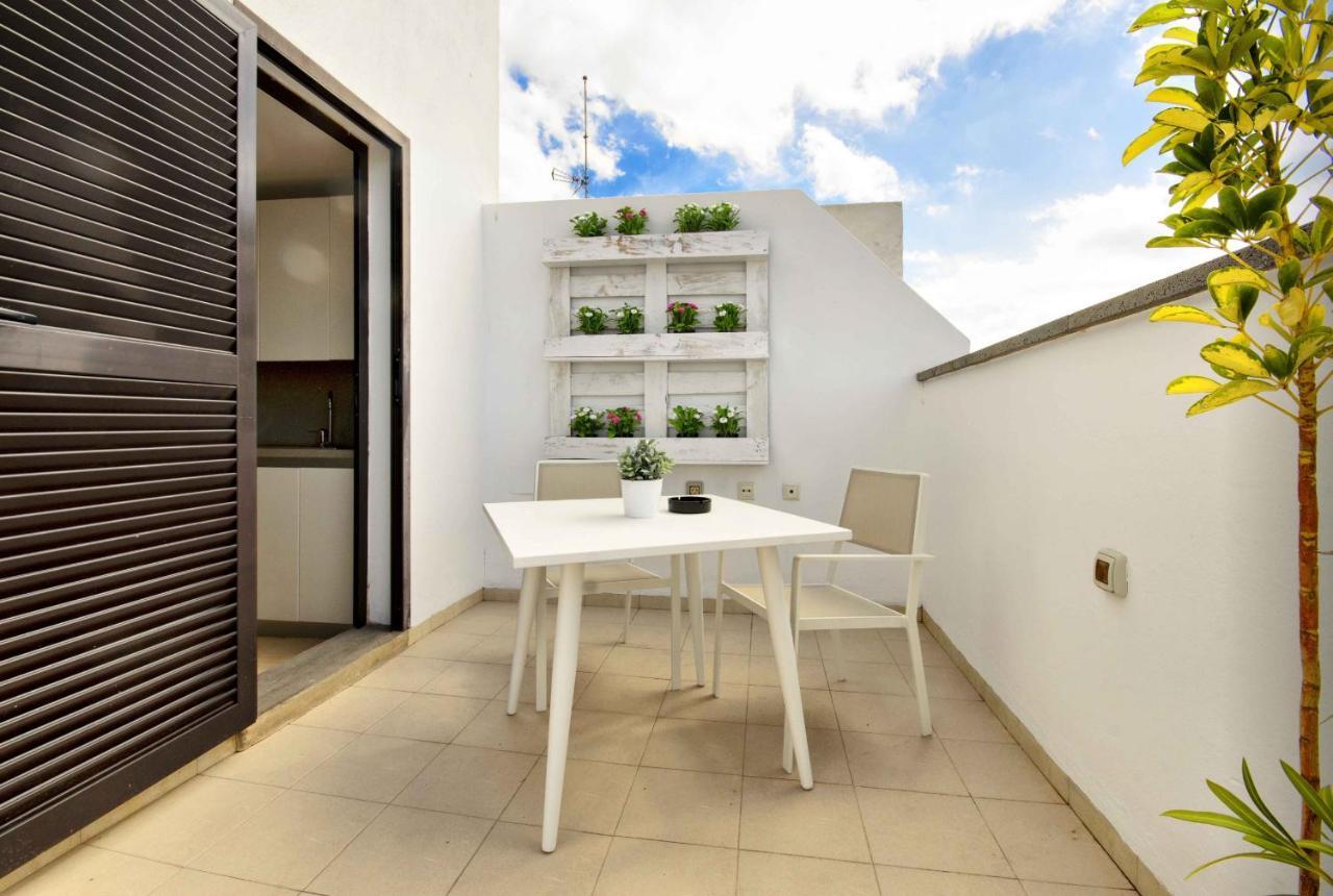 La Casa De Lela Villa Arrecife  Exteriör bild